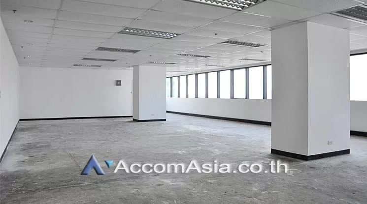 unit Office space For Rent in Ratchadaphisek, Bangkok  near MRT Sutthisan (AA14818)